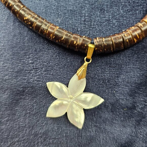 Mother of Pearl Flower Pendant Necklace | Coconut Shell Beads | Tropical Boho - Picture 2 of 2